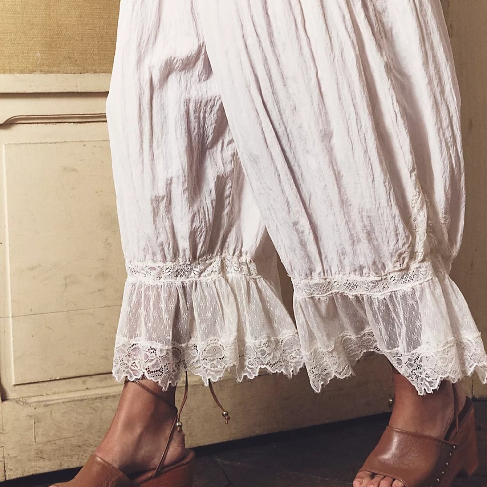 Free People Intimately Forever Young   White Alyssum Lace Trim Pants RET $98 New - Picture 2 of 10